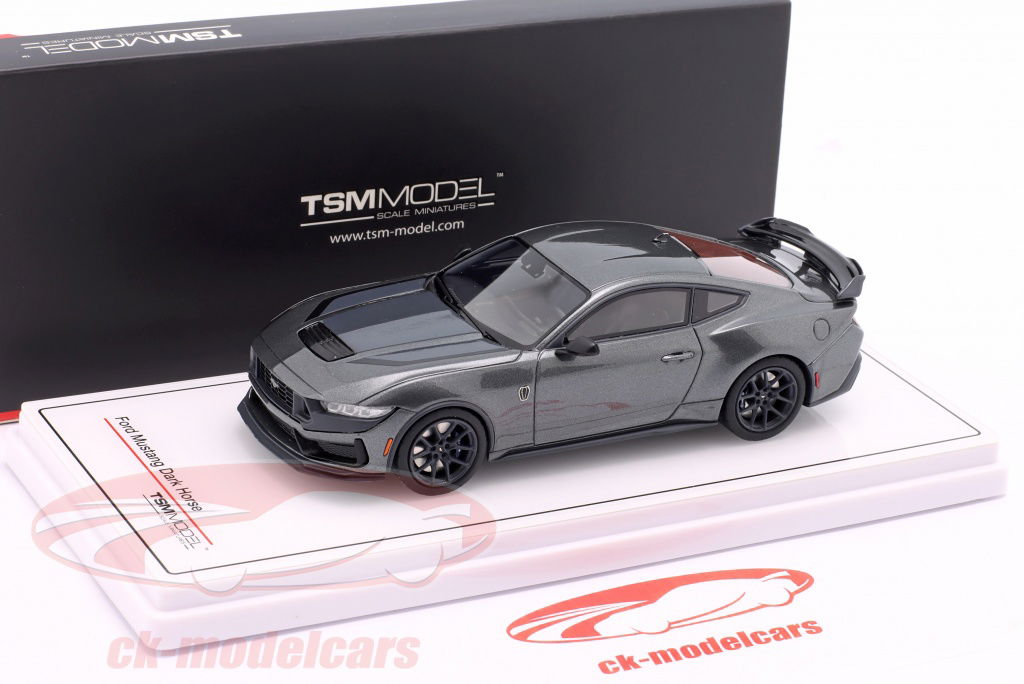 洋書 MUSTANG The Racing Thoroughbred New 4-Cylinder Ford Mustang RTR Goes Hardcore With Dark