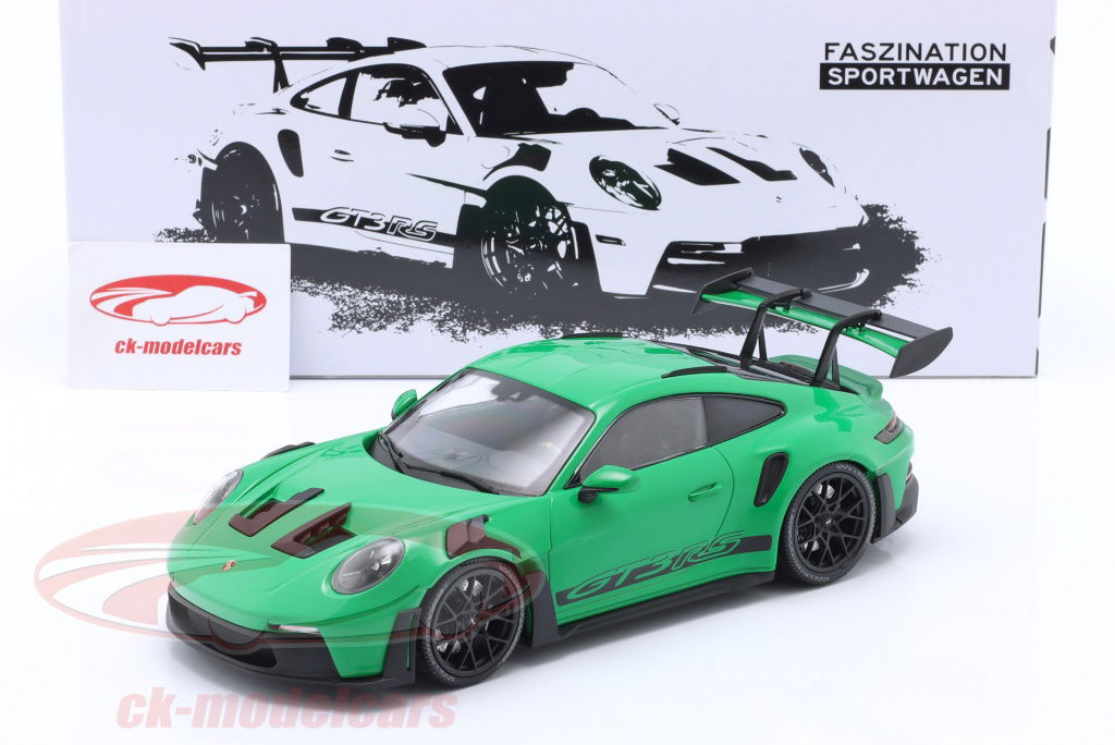 【MINICHAMPS】限定1500台 Porsche 935 #69 Minichamps 1:64 Scale 2020 Porsche 935/19 Gulf Design