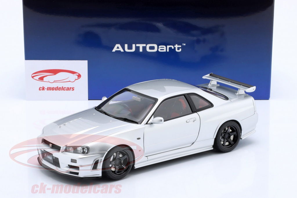 AUTOart 1:18 Nissan Skyline GT-R (R34) Nismo Z-tune 2005 prata