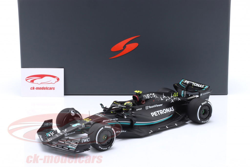 Spark 1:18 L. Hamilton Mercedes-AMG F1 W14 #44 2nd Australia