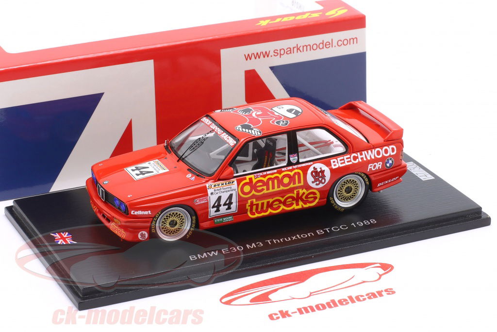 Spark 1:43 BMW M3 (E30) #44 BTCC Thruxton 1988 R