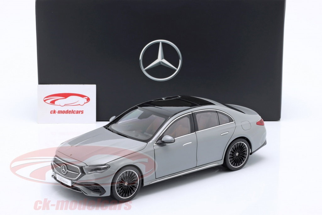 iScale 1:18 Mercedes-Benz Eクラス リムジン AMG-Line (W214) 2024