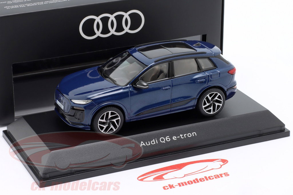 Spark 1:43 Audi Q6 e-tron ascari blue 5012326632 model car
