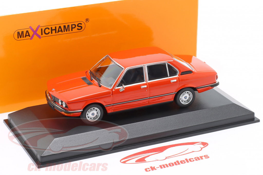 Minichamps 1:43 BMW 520 year 1972 red 940023006 model car