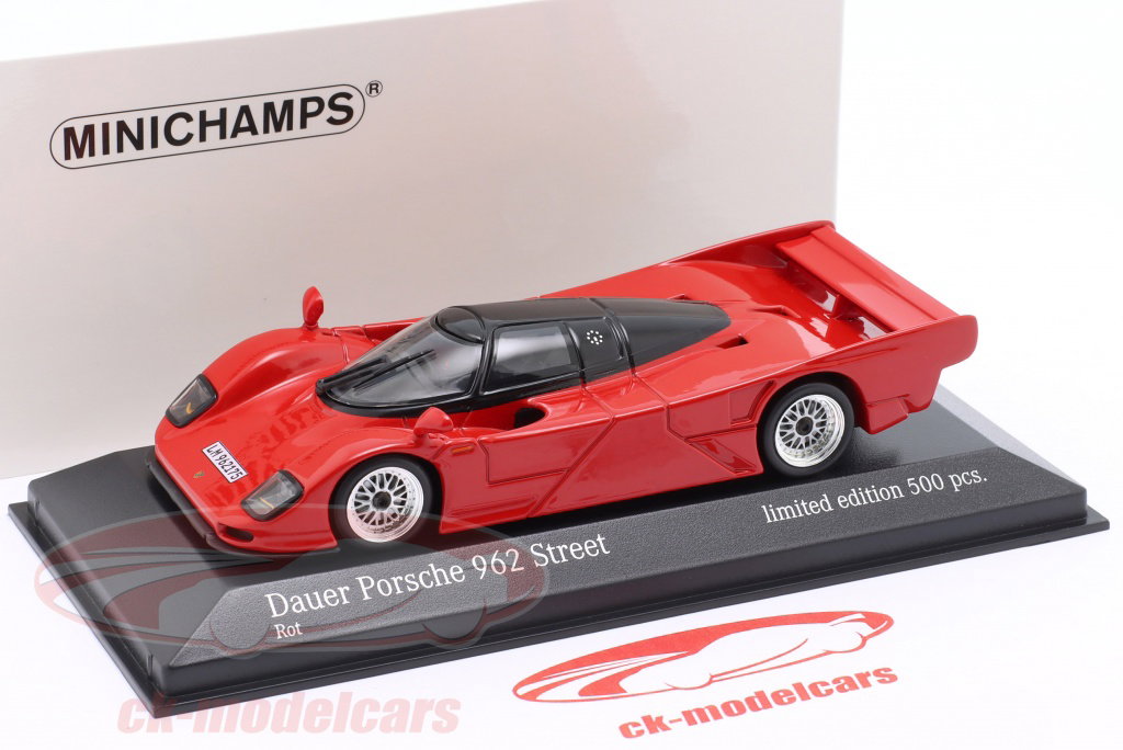 Dauer Porsche 962 GT Street Red ミニカー Minichamps 1:43 Dauer Porsche 962 GT Street Version 1994 red