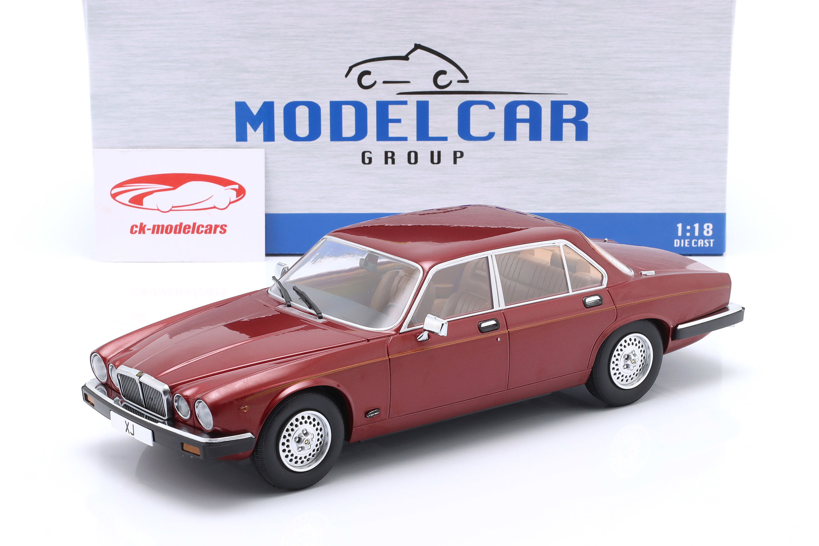 No469ミニカー1/18 Jaguar Spa Francor Champs 1/18 Jaguar XJ13 Spider 1966 Classic (Green) Resin Model Car