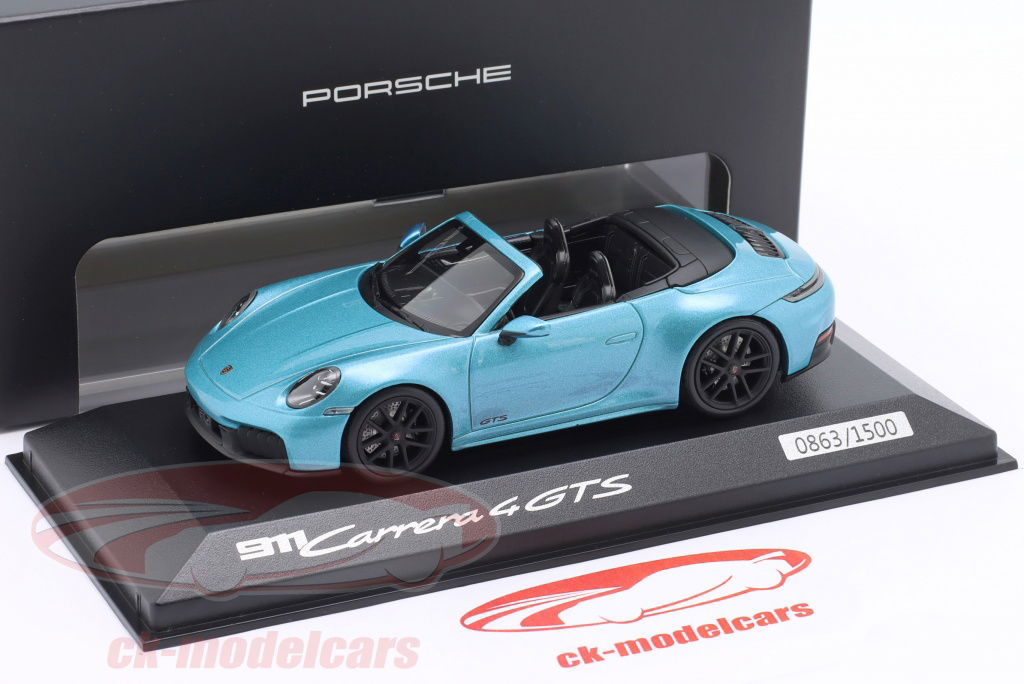 Minichamps 1:43 Porsche 911 (992.2) Carrera 4 GTS コンバーチブル