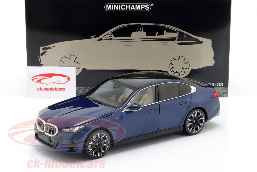 Minichamps 1:18 BMW i5 (G60) 建設年 2023 青 メタリック 110023400