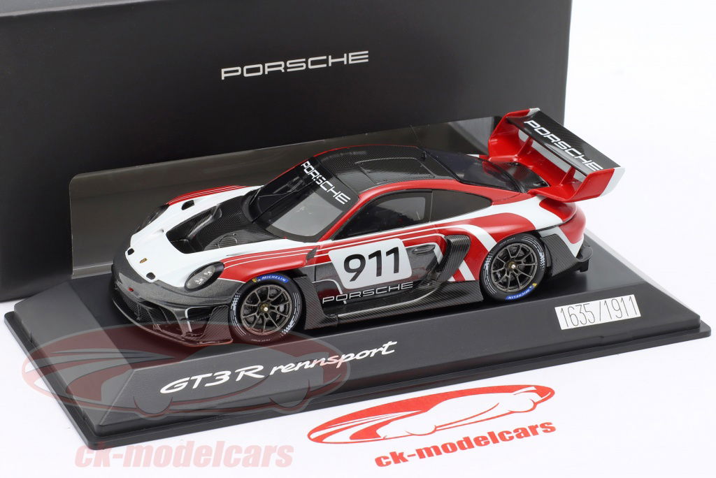Spark 1:43 Porsche 911 (992) GT3 R Rennsport #911 Flacht