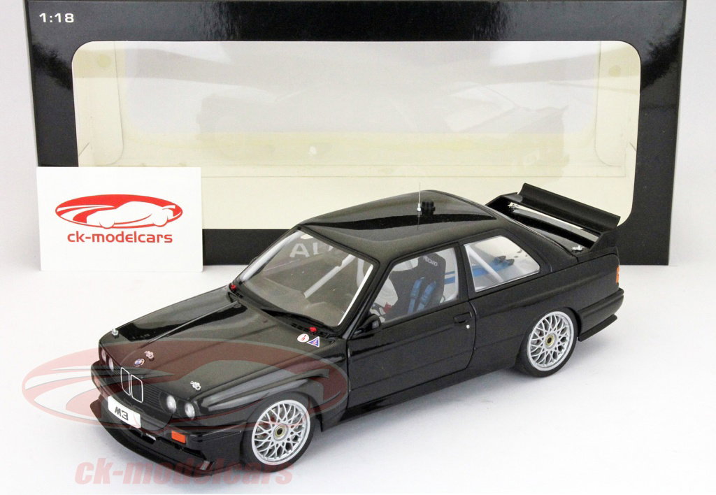 AUTOart 1:18 BMW M3 E30 DTM Plain Body Version black 89247 model
