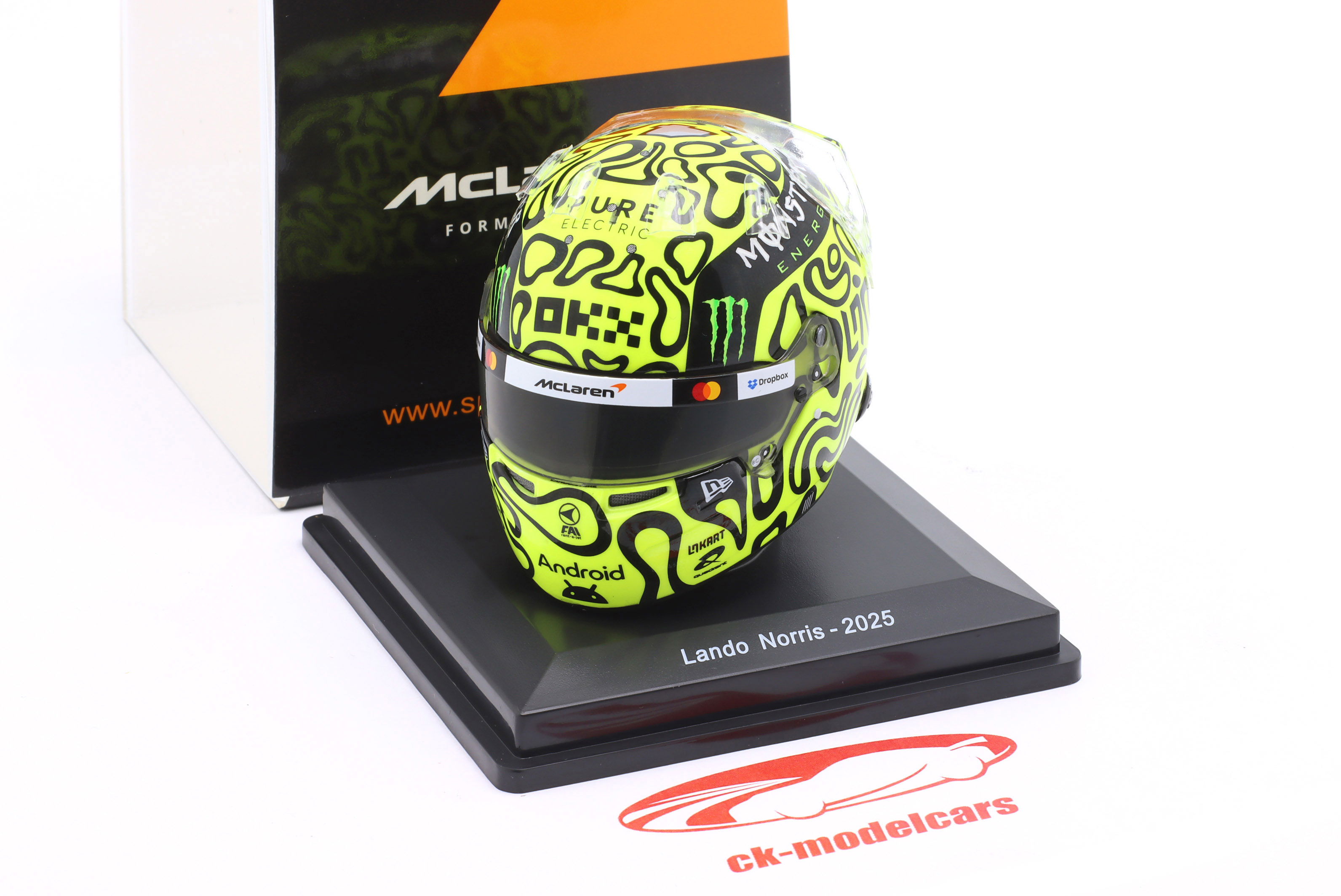 Spark 1:5 Lando Norris #4 McLaren Formula 1 Team Formula 1 2025