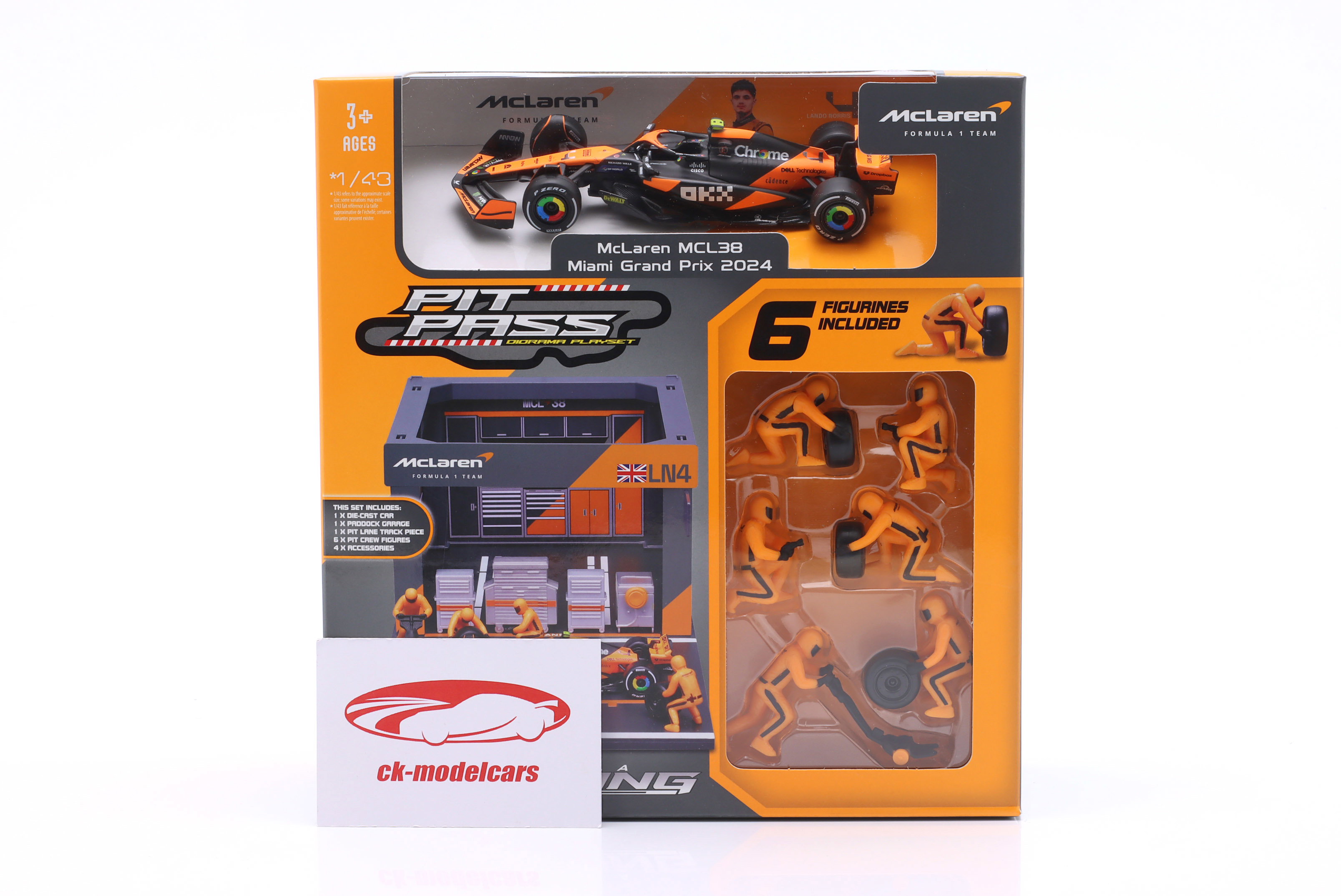 Bburago 1:43 Pit Stop Diorama Lando Norris #4 Winner Miami GP