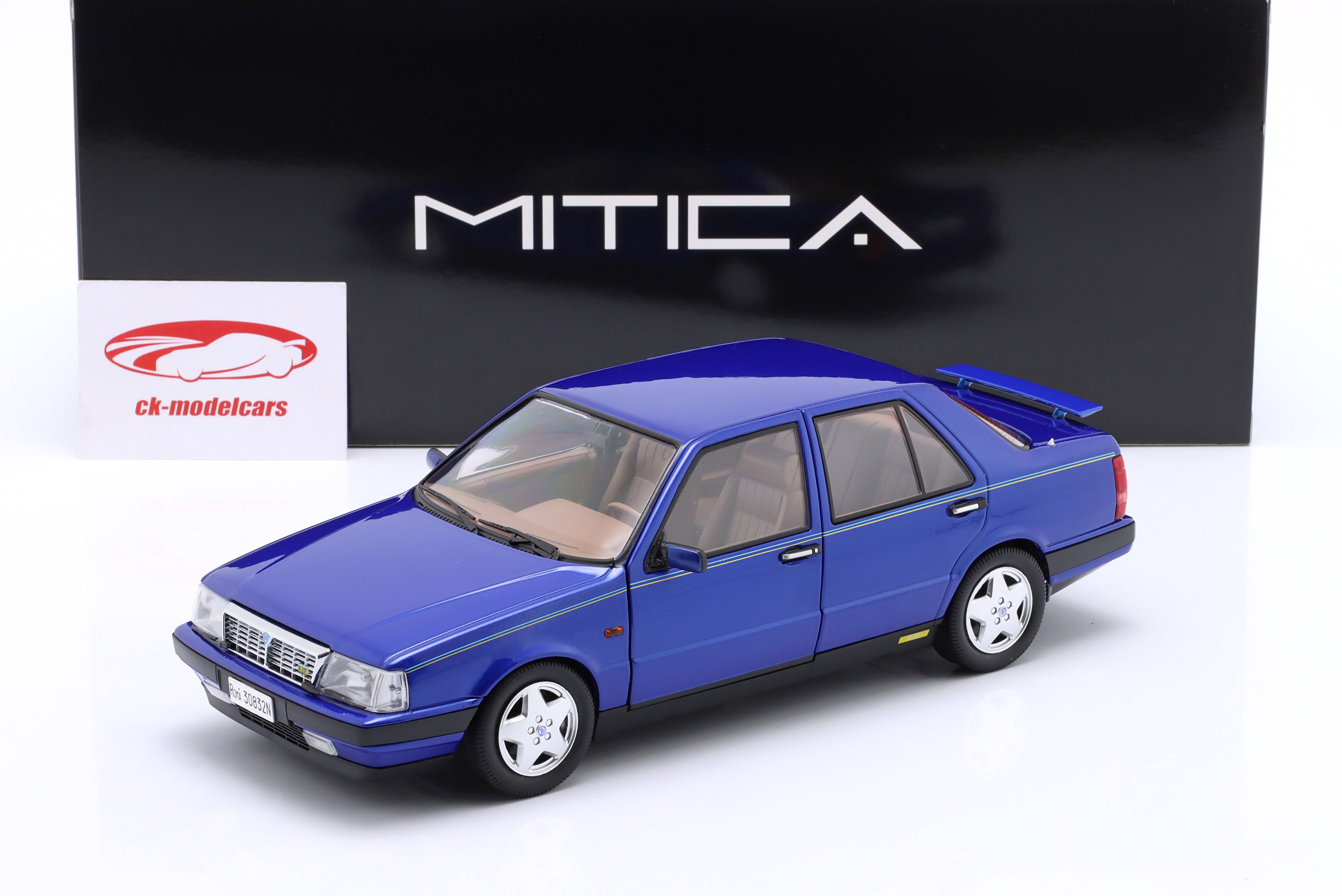 Mitica 1:18 Lancia Thema 8.32 Ferrari 1S Año de construcción 1986