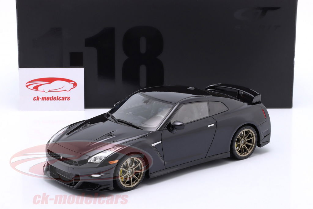 GT-SPIRIT 1:18 Nissan GT-R Takumi Edition year 2024 dark purple