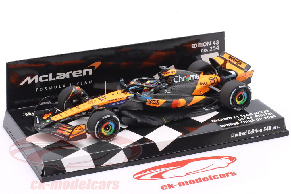 Minichamps 1:43 Oscar Piastri McLaren MCL39 #81 勝者 中国 GP 式 1