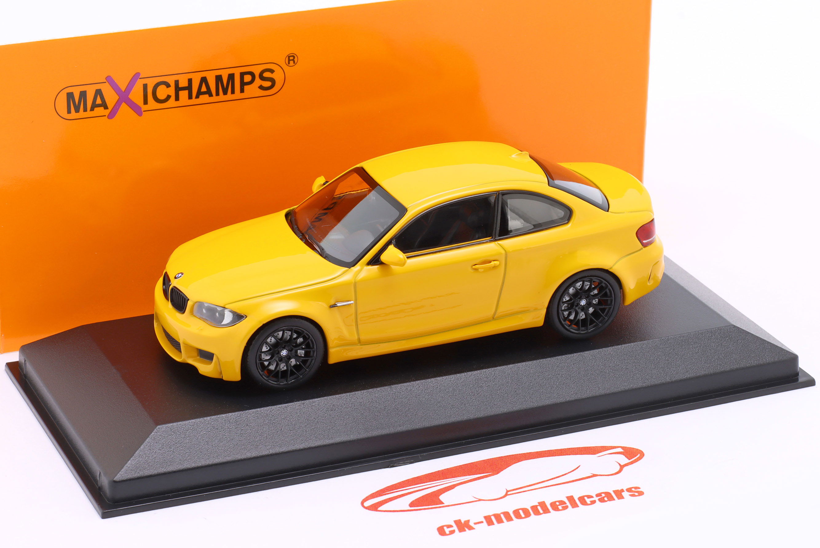 Minichamps 1:43 BMW Series 1 M Coupe year 2011 yellow 940020121