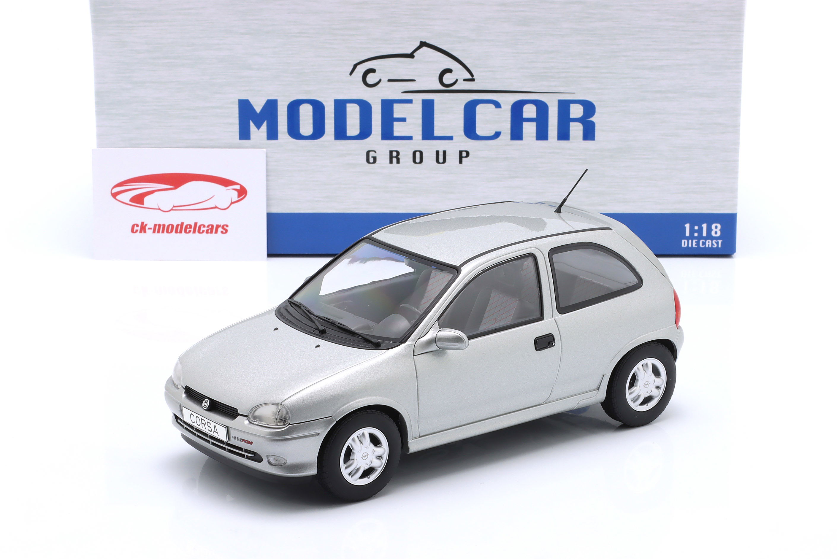 ModelCarGroup 1:18 Opel Corsa B GSI 建設年 1993-1997 シルバー