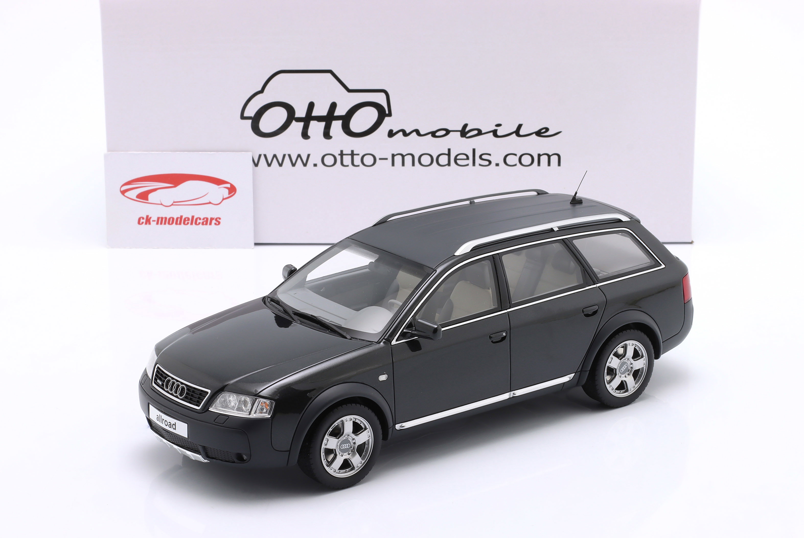 1/18 Audi A6 C6 allroad ブラック（999台限定） Ottomobile 1:18 Audi A6 Allroad (C5) Year 2000 brilliant black