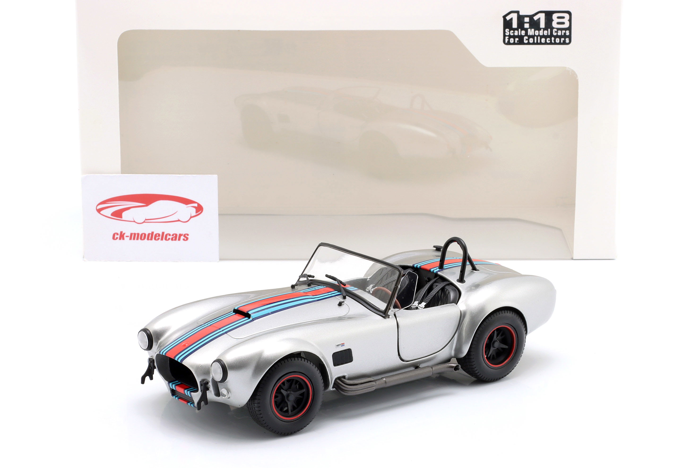 Solido 1:18 Shelby Cobra 427 MKII 建設年 1965 銀 S1804913 モデル