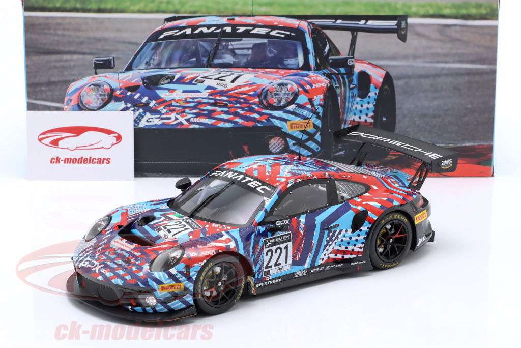 Ixo 1:18 Porsche 911 GT3 R #221 Test Days 24h Spa 2022 GPX Martini