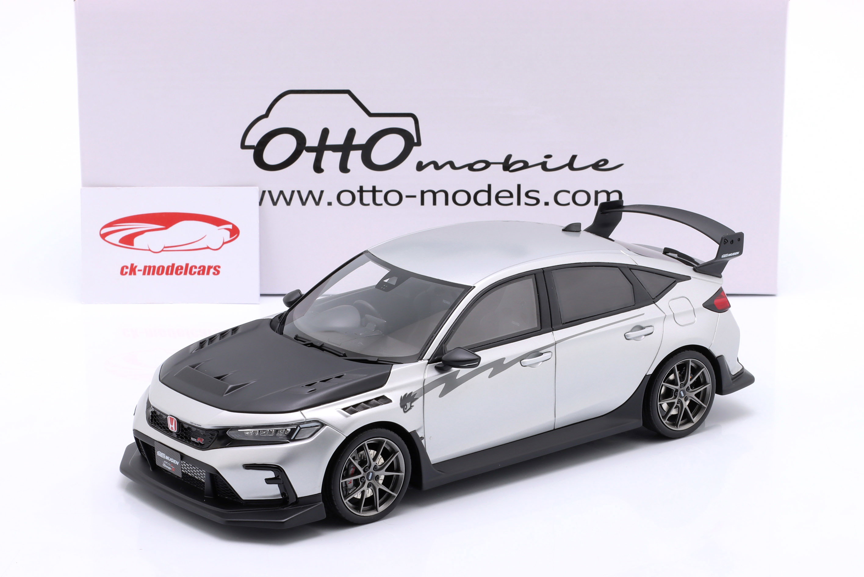 Ottomobile 1:18 Honda Civic Type R Mugen Gr. B year 2024 dull