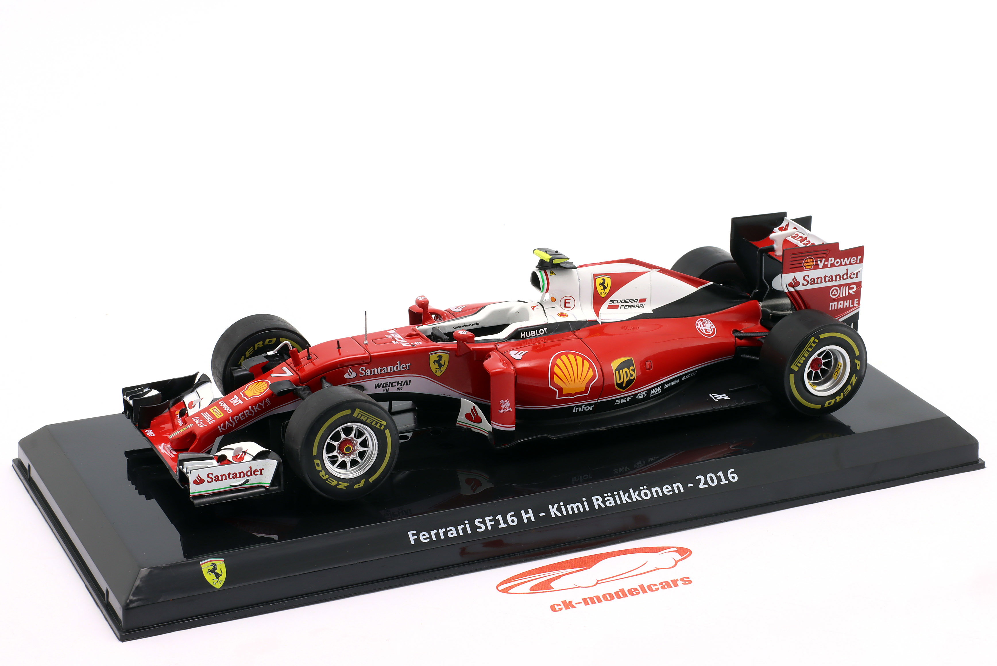 Premium Collectibles 1:24 Kimi Räikkönen Ferrari SF16-H #7 Formula
