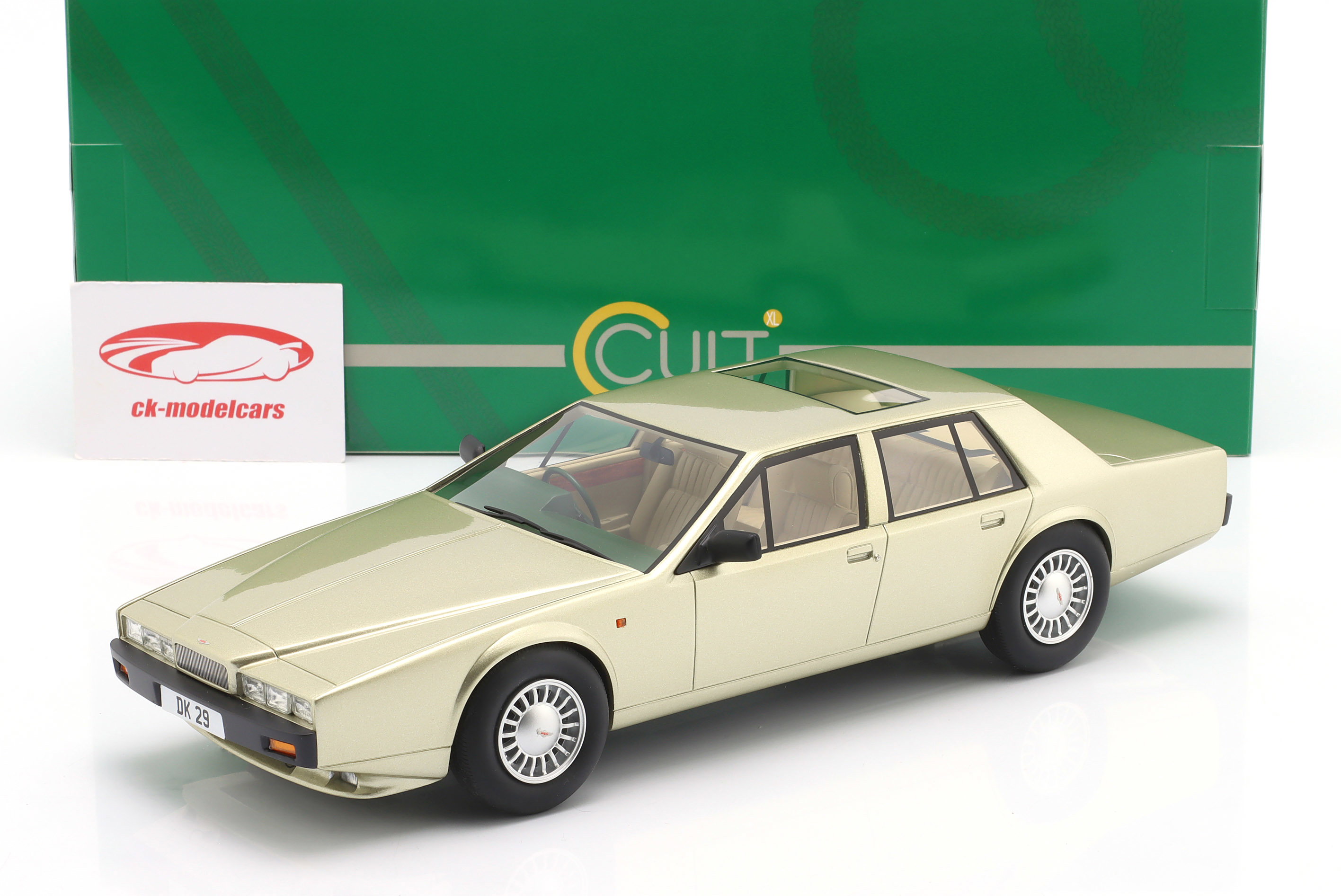 Cult Scale Models 1:18 Aston Martin Lagonda Series IV 1988-1990
