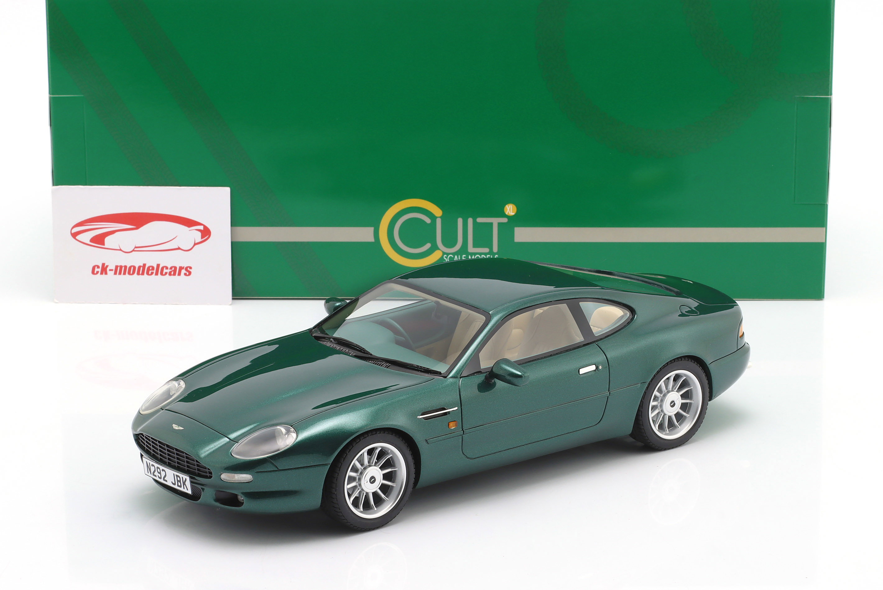 Cult Scale Models 1:18 Aston Martin DB7 Year 1993-1999