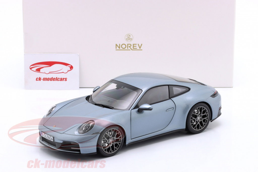 Norev 1:18 Porsche 911 (992) Carrera 建設年 2024 極銀 メタリック