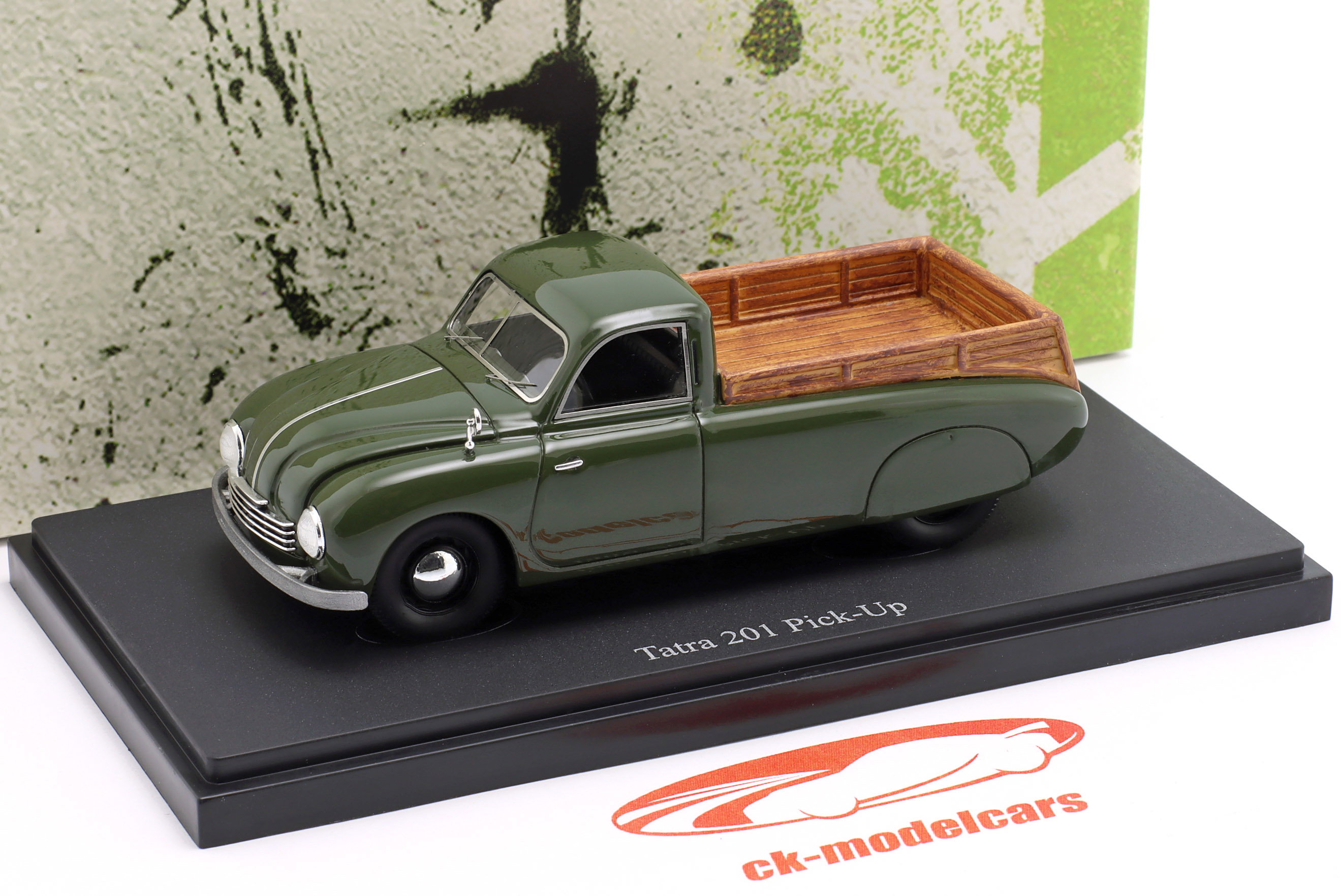 AutoCult 1:43 Tatra 201 Pick-Up 建設年 1950 濃い緑色 08025 モデル