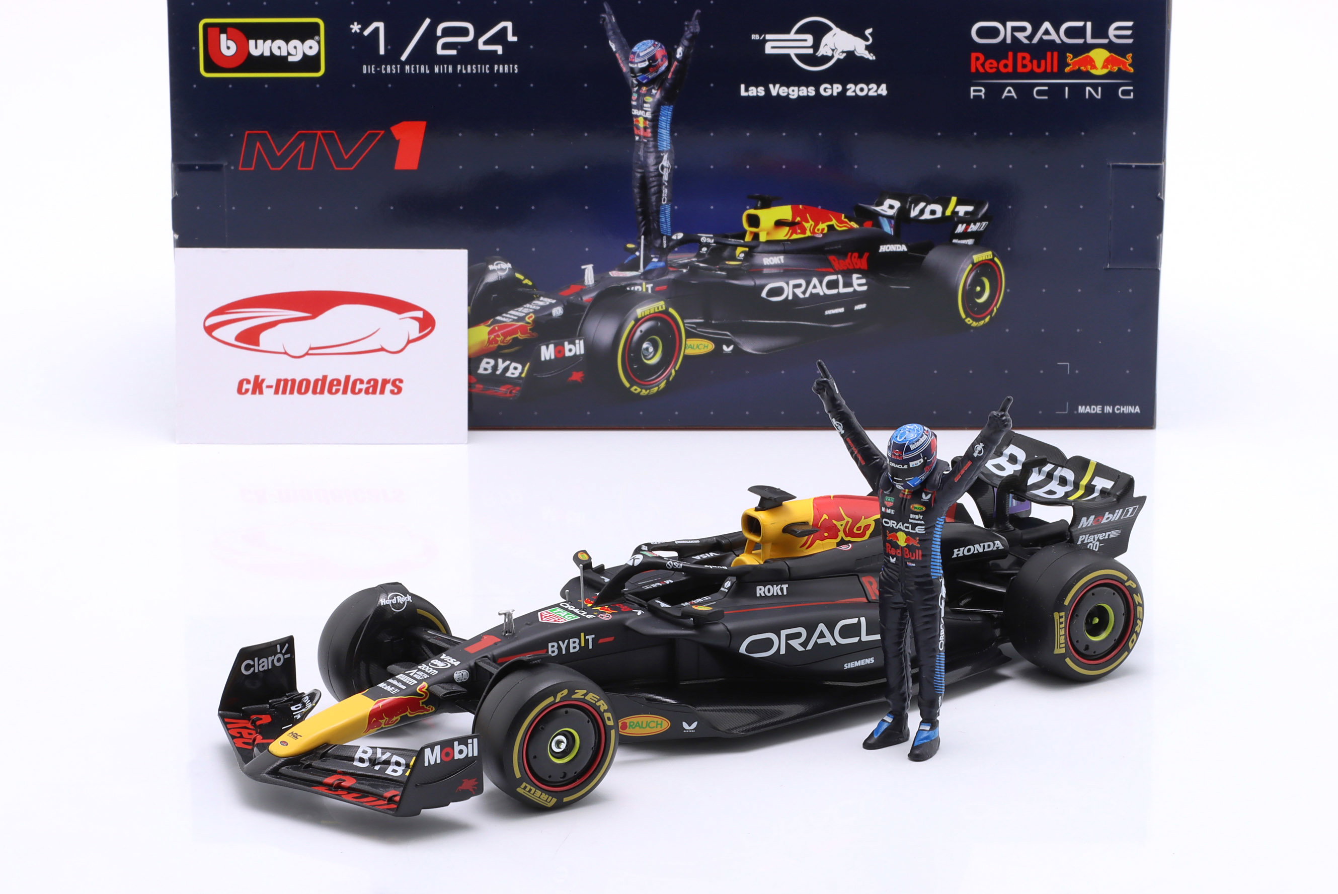 ぶらご Bburago 1:24 Max Verstappen Red Bull RB20 #1 式 1 世界チャンピオン