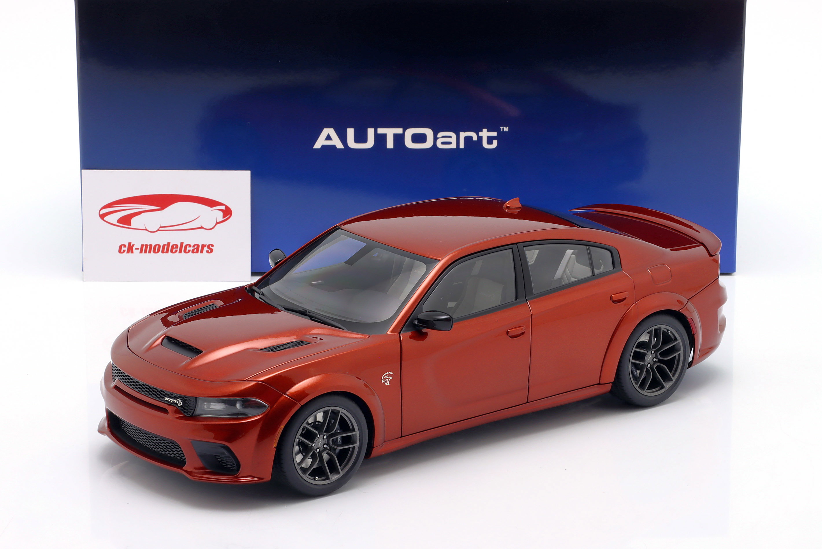 AUTOart 1:18 Dodge Charger SRT Hellcat Redeye Jailbreak cinnamon