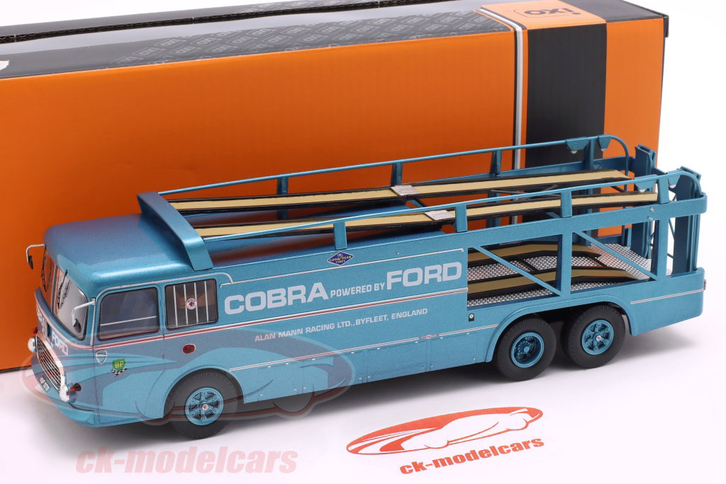 Ixo 1:43 Fiat Bartoletti 306/2 race transporter Year 1956 blue