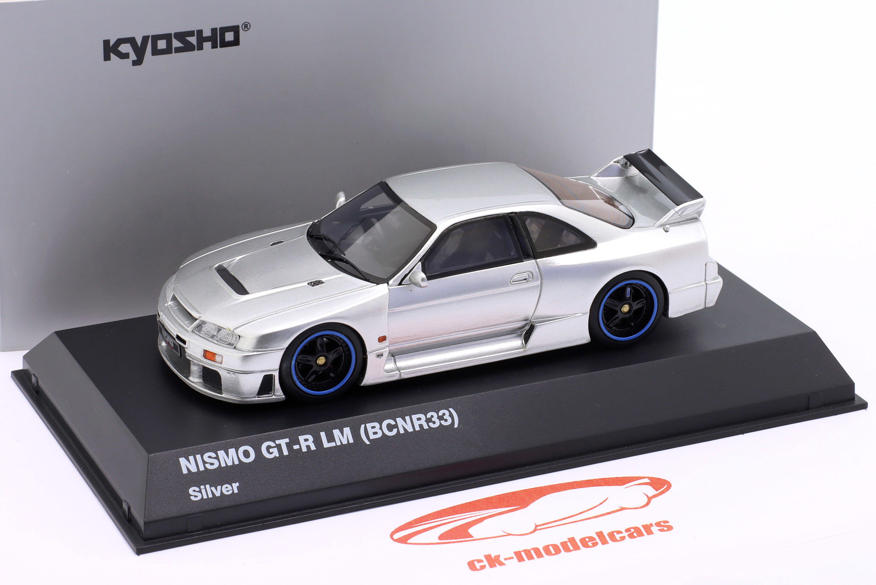Kyosho 1:43 Nissan Nismo GT-R LM (BCNR33) 建設年 1995 鈍い 銀
