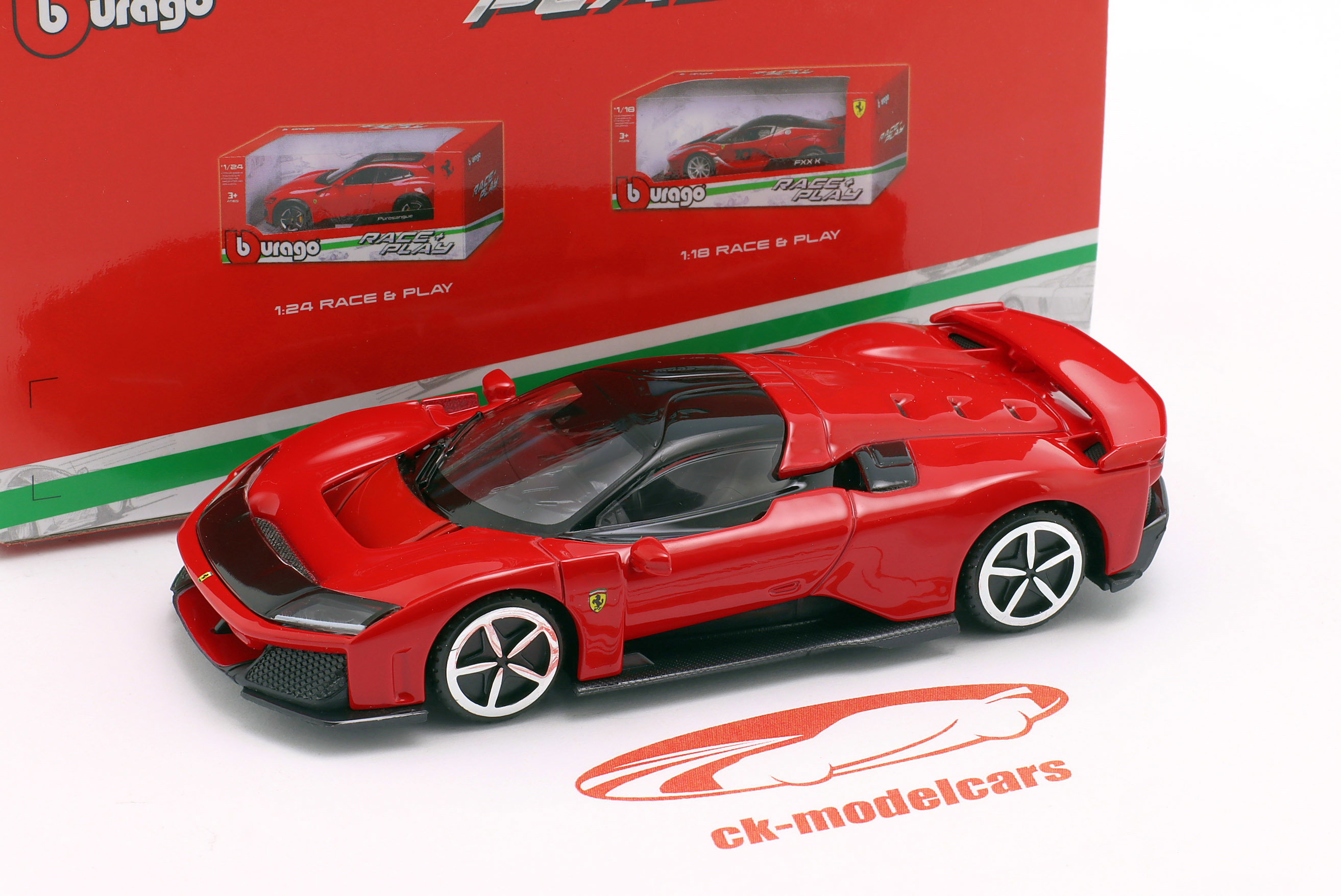 Bburago 1:43 Ferrari F80 建設年 2024 コルサ 赤 18-36057 モデル 車
