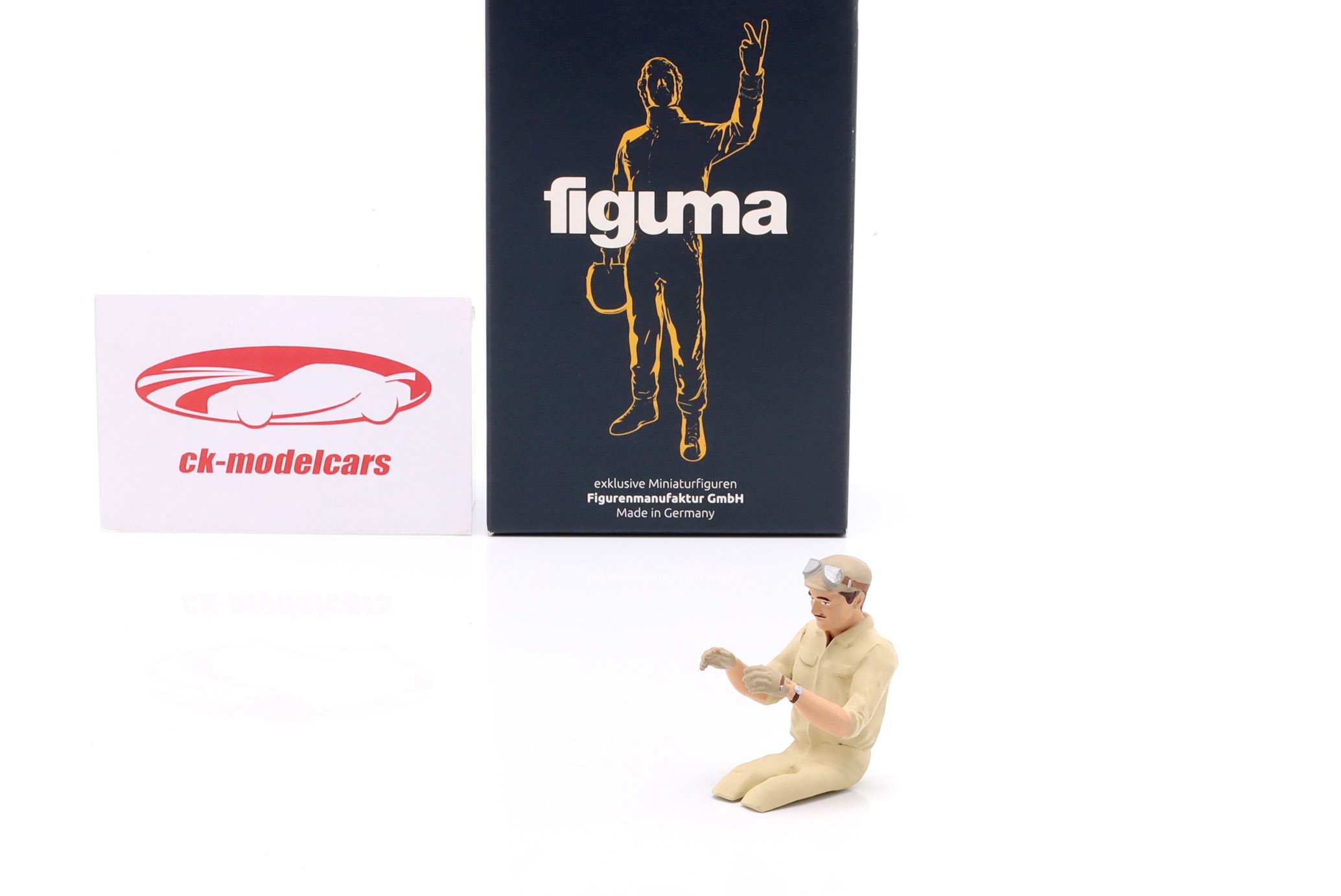 figurenmanufaktur 1:18 着席 レーシングドライバーフィギュア 1920