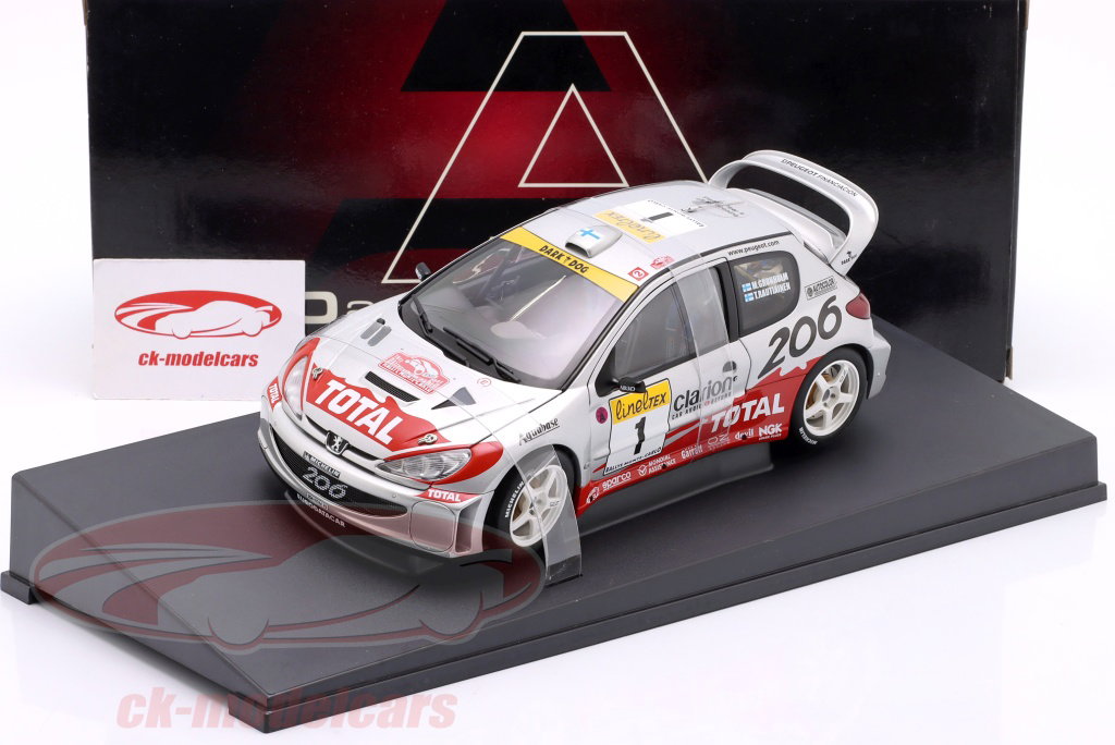 オートアート プジョー206WRC モンテカルロ WRC 0 1⁄18 Rautianinen M