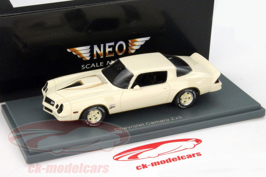 CARNEL ホワイト ミニカー 1/43 Amazon | CARNEL 1/43 日産 スカイライン 400R (V37) 2022