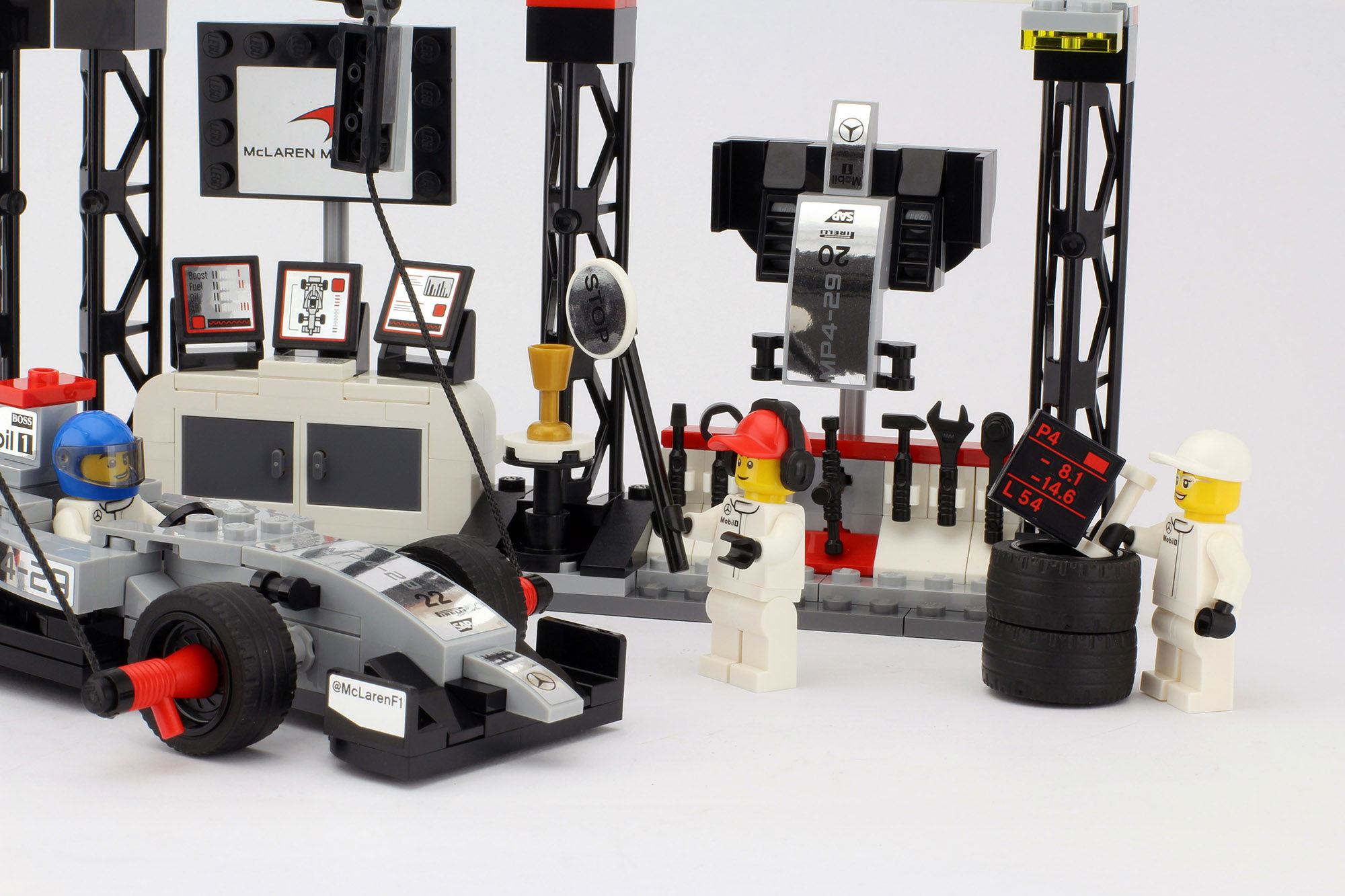 LEGO® Speed Champions McLaren Mercedes MP4-29 Pit Stop