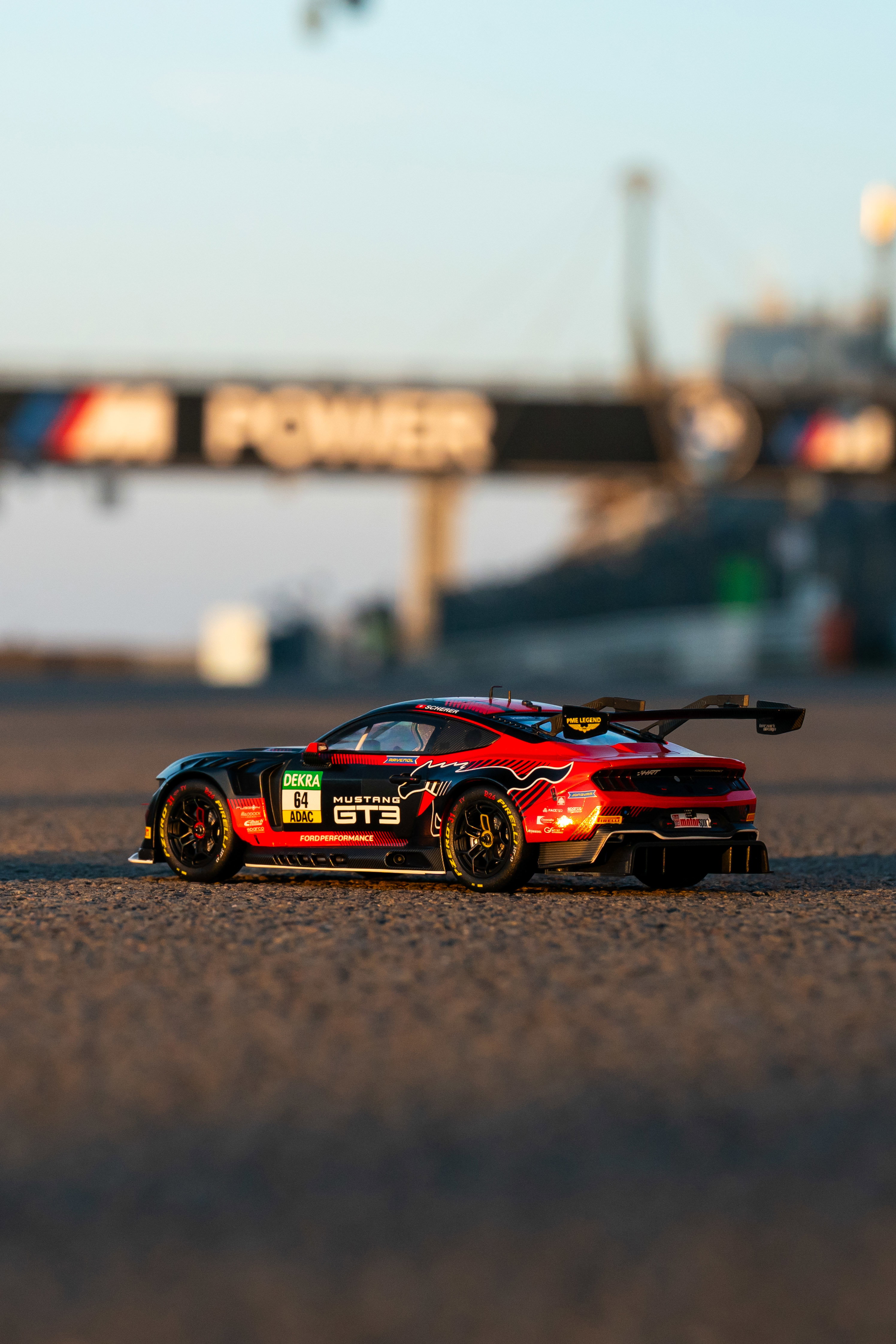 Ford Mustang GT3 #64 DTM Oschersleben 2025 Fabio Scherer 1:18 Ixo